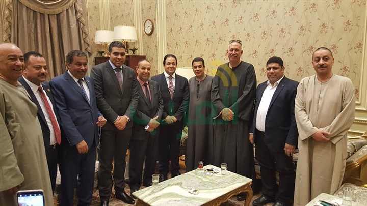 بالصور وفد نقابة الفلاحين يلتقى اعضاء مجلس النواب لبحث زيادة سعر القمح المحلى وعرض مشاكل الفلاحين بالصور وفد نقابة الفلاحين يلتقى اعضاء مجلس النواب لبحث زيادة سعر القمح المحلى وعرض مشاكل الفلاحين