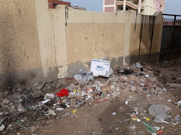 بالصور.. رئيس "بيلا" يتابع حملات النظافة بالقرى