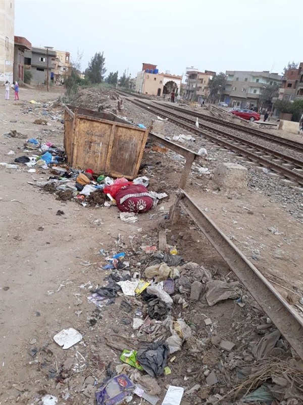 بالصور.. رئيس "بيلا" يتابع حملات النظافة بالقرى