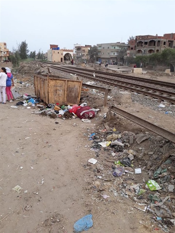 بالصور.. رئيس "بيلا" يتابع حملات النظافة بالقرى