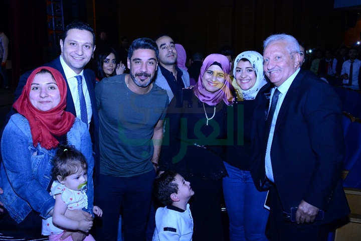 بالصور .. دويتو سامويزن ونجاتي يشعل حفل خريجي أكاديمية ٦ أكتوبر ٢٠١٨ بحضور نجوم الفن والإعلام بالصور .. دويتو سامويزن ونجاتي يشعل حفل خريجي أكاديمية ٦ أكتوبر ٢٠١٨ بحضور نجوم الفن والإعلام