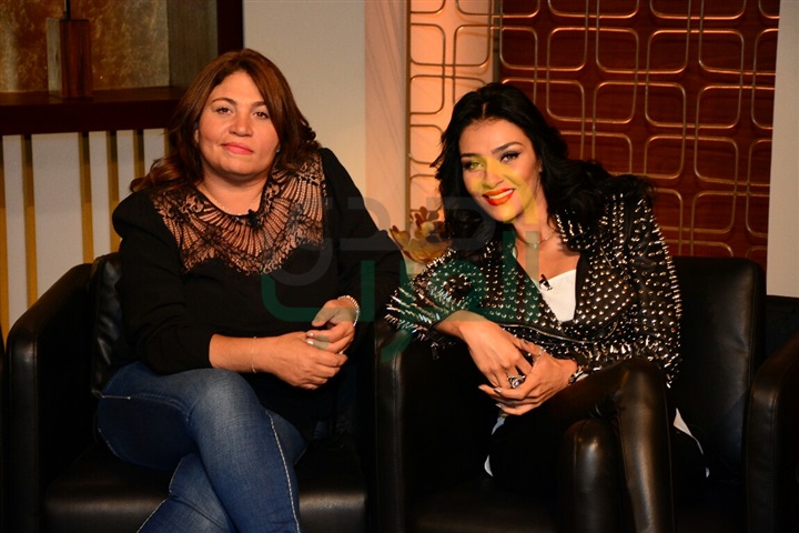 بالصور.. عمرو أديب يحتفل بـ نجاح "للحب فرصة أخيرة" بـ حضور نجوم العمل بالصور.. عمرو أديب يحتفل بـ نجاح "للحب فرصة أخيرة" بـ حضور نجوم العمل