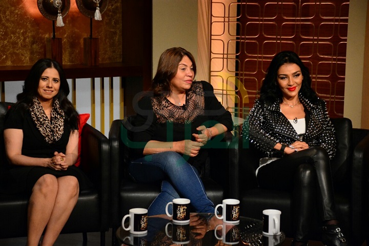 بالصور.. عمرو أديب يحتفل بـ نجاح "للحب فرصة أخيرة" بـ حضور نجوم العمل بالصور.. عمرو أديب يحتفل بـ نجاح "للحب فرصة أخيرة" بـ حضور نجوم العمل