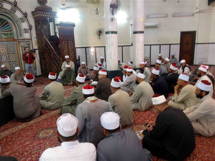 مياه سوهاج تستهدف رجال الدين الإسلامي والمسيحي لنشر ثقافة الوعي المائي
