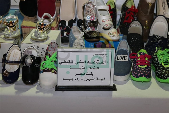 بالصور.. محافظ كفر الشيخ يفتتح معرض "مشروعك" بدسوق 