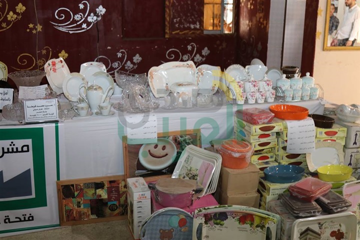 بالصور.. محافظ كفر الشيخ يفتتح معرض "مشروعك" بدسوق 