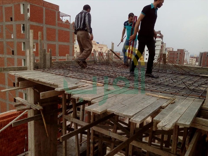 بالصور.. إزالة مخالفتين بناء بدون ترخيص بكفر الشيخ