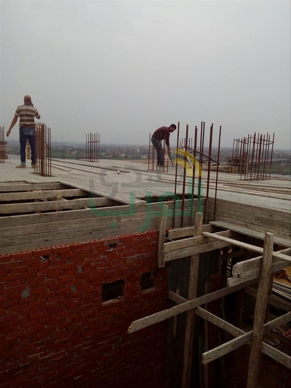 بالصور.. إزالة مخالفتين بناء بدون ترخيص بكفر الشيخ