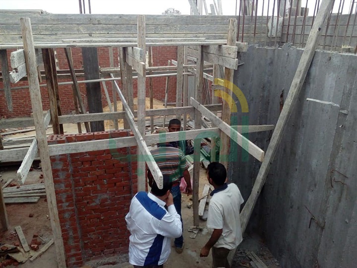 بالصور.. إزالة مخالفتين بناء بدون ترخيص بكفر الشيخ