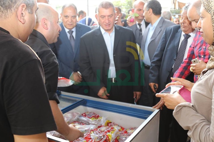 بالفيديو والصور..محافظ كفرالشيخ يفتتح معرض " أهلا رمضان " بدسوق 