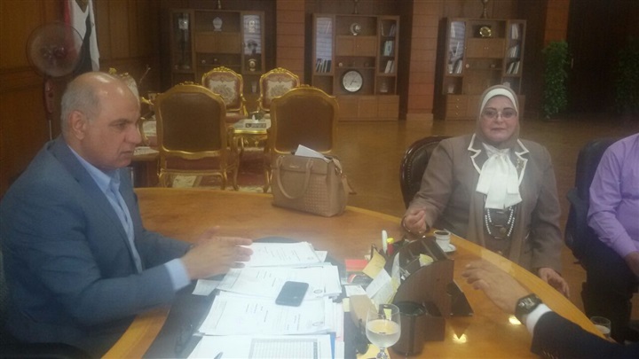 بالصور.. "أبو غنيمة" و"القمري" و"كشك" يبحثون استكمال المسرح المدرسي الجديد بكفر الشيخ 