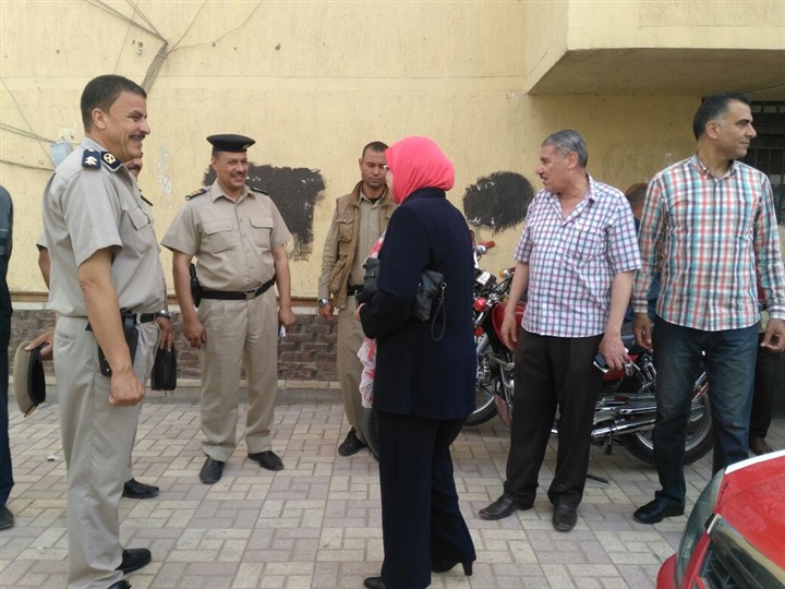 تسليم أوراق امتحانات الشهادة الإعدادية بكفر الشيخ وسط حراسة أمنية مشددة