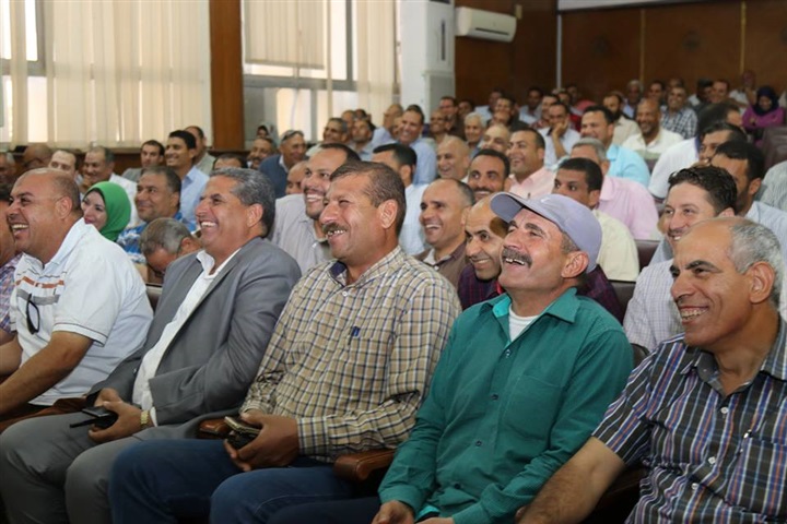 بالصور.. محافظ كفر الشيخ: اقامة مشروع الحضانة النموذجية ولافتات ارشادية في كافة قري المحافظة
