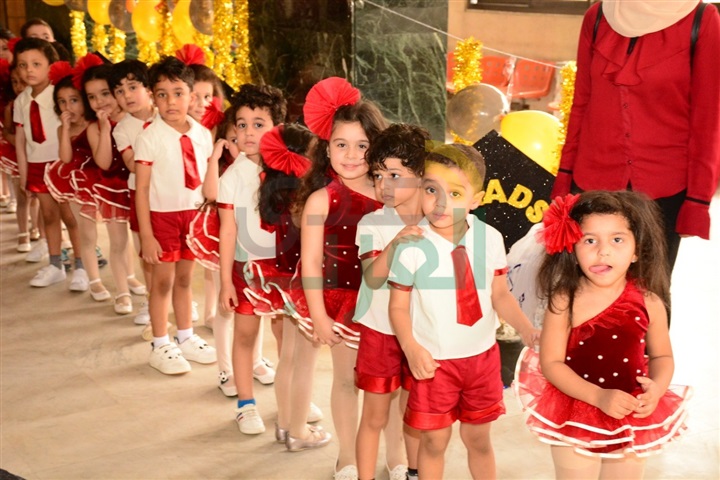 بالصور.. "Together" تنظم حفلة تخرج كبرى لأطفال الدفعة السادسة لحضانات "KLA" بالصور.. "Together" تنظم حفلة تخرج كبرى لأطفال الدفعة السادسة لحضانات "KLA"