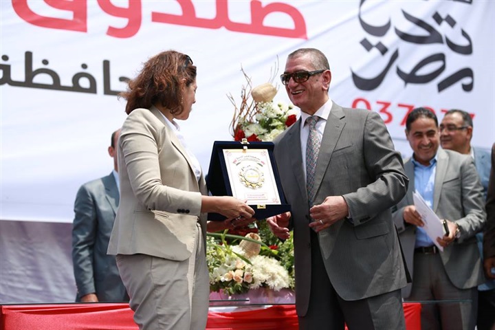 بالفيديو والصور.. محافظ كفر الشيخ يشهد تكريم المستفيدين من مشروعات " تحيا مصر" 