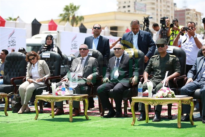 بالفيديو والصور.. محافظ كفر الشيخ يشهد تكريم المستفيدين من مشروعات " تحيا مصر" 