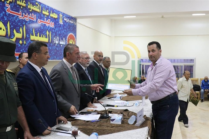 بالصور...محافظ كفر الشيخ يكرم عدد من المتميزين من رواد الكشافة والتنفيذيين