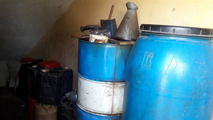 بالصور..ضبط سجاير "مسرطنة" ولحوم "فاسدة" وسولار "مدعم" بكفر الشيخ