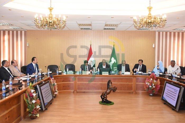 محافظ الشرقية يترأس إجتماع مجلس إدارة المنطقة الصناعية ببلبيس 