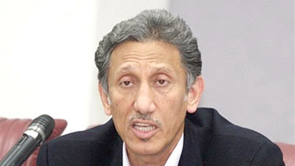 الأديب الكويتي طالب