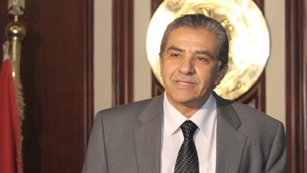 الدكتور خالد فهمى