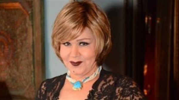 الفنانة هياتم