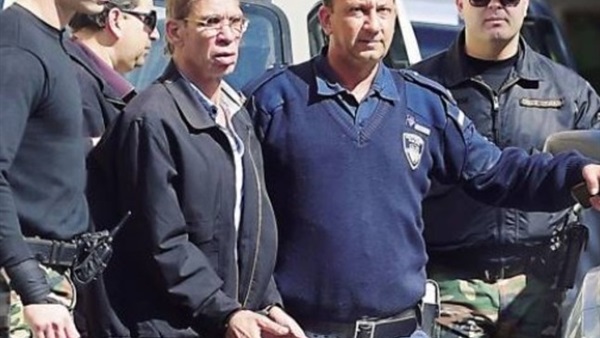 خاطف الطائرة المصريه