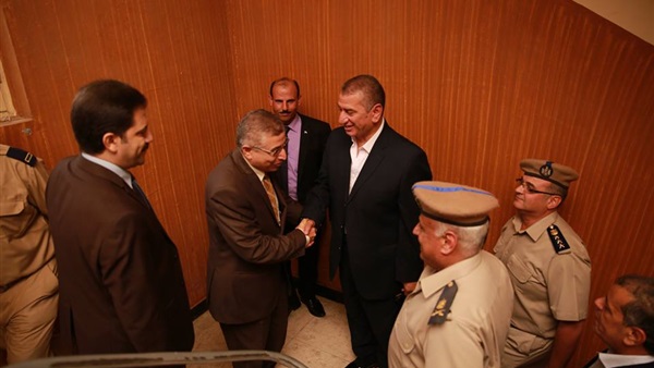 بالصور..محافظ كفر