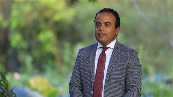 الإعلامى محمد غانم