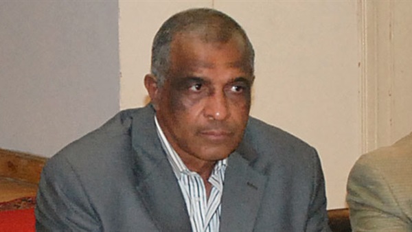  محمد عبد العزيز