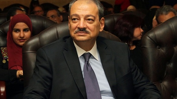  المستشار نبيل صادق