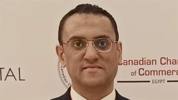 دكتور أحمد شوقي “الخبير