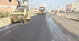 محافظ الشرقية يتابع أعمال إستكمال رصف ورفع كفاءة طريق ملامس / الولجا بطول 5 كم وبتكلفة 19 مليون و 977 ألف جنيه بمركز منيا القمح
