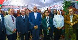 وزيرة التنمية المحلية ومحافظ القليوبية ورئيس الغرفة التجارية يفتتحون معرض «أهلاً رمضان» بشبرا الخيمة 5 وزيرة التنمية المحلية ومحافظ القليوبية ورئيس الغرفة التجارية يفتتحون معرض «أهلاً رمضان» بشبرا الخيمة