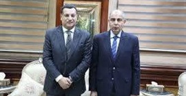 المحافظ ورئيس غرفة المنيا يناشدان التجار سرعة الانتقال إلى سوق ماقوسة