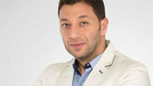  الإعلامي أحمد خيرى