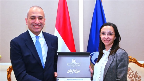 محافظ البحيرة تستقبل
