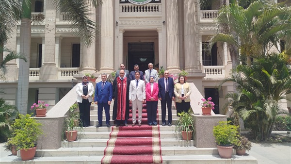 رئيس جامعة بنها