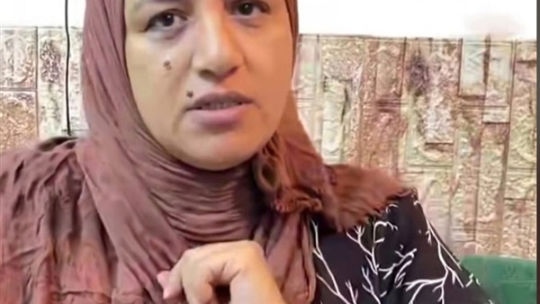 بائعة الشاي