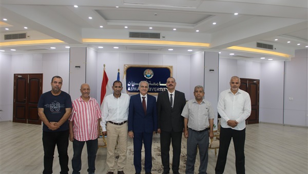 جامعة أسوان 