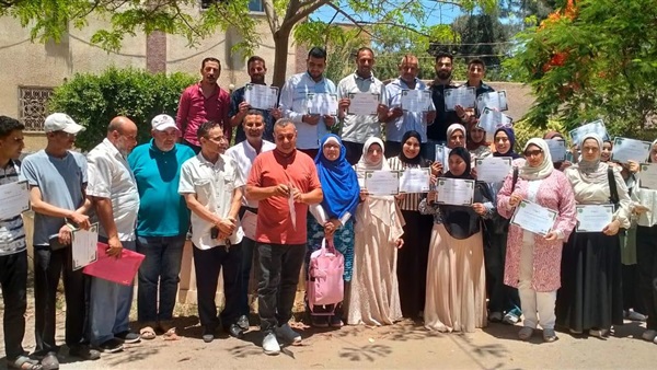 لجنة مبيدات الآفات