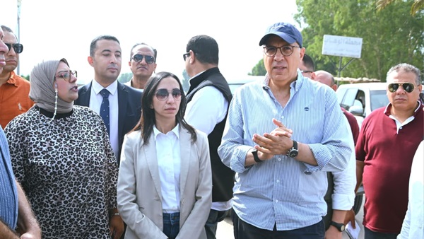 محافظ البحيرة تستقبل