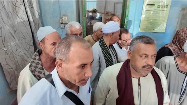محافظ أسيوط