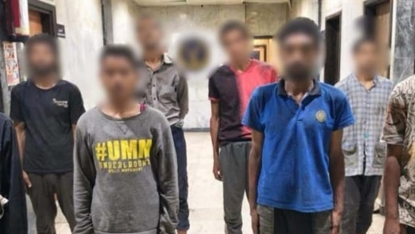 المتهمين
