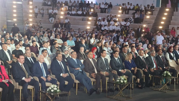 احتفالية تخريج أول