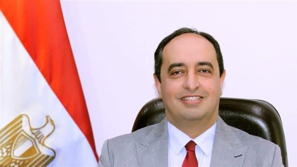 الدكتور عمرو عثمان