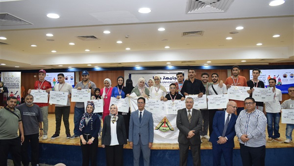 رئيس جامعة بنها