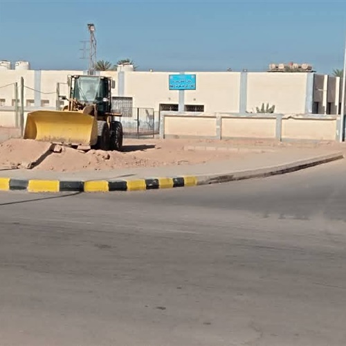 قبل عودة الطلاب أبورديس ترفع كفاءة محيط المدارس وتكثف حملات النظافة
