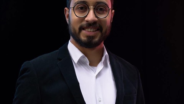 المخرج موني محمود