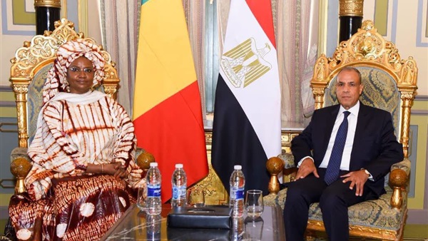 وزير الخارجية